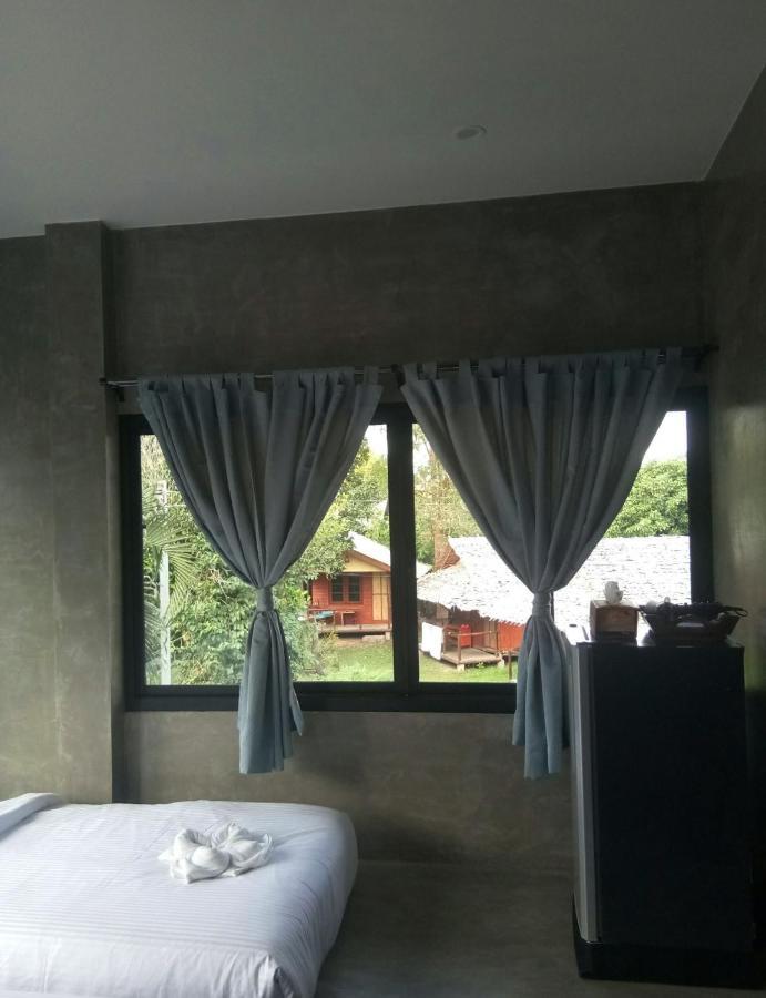 T&P At Pai Hotell Exteriör bild